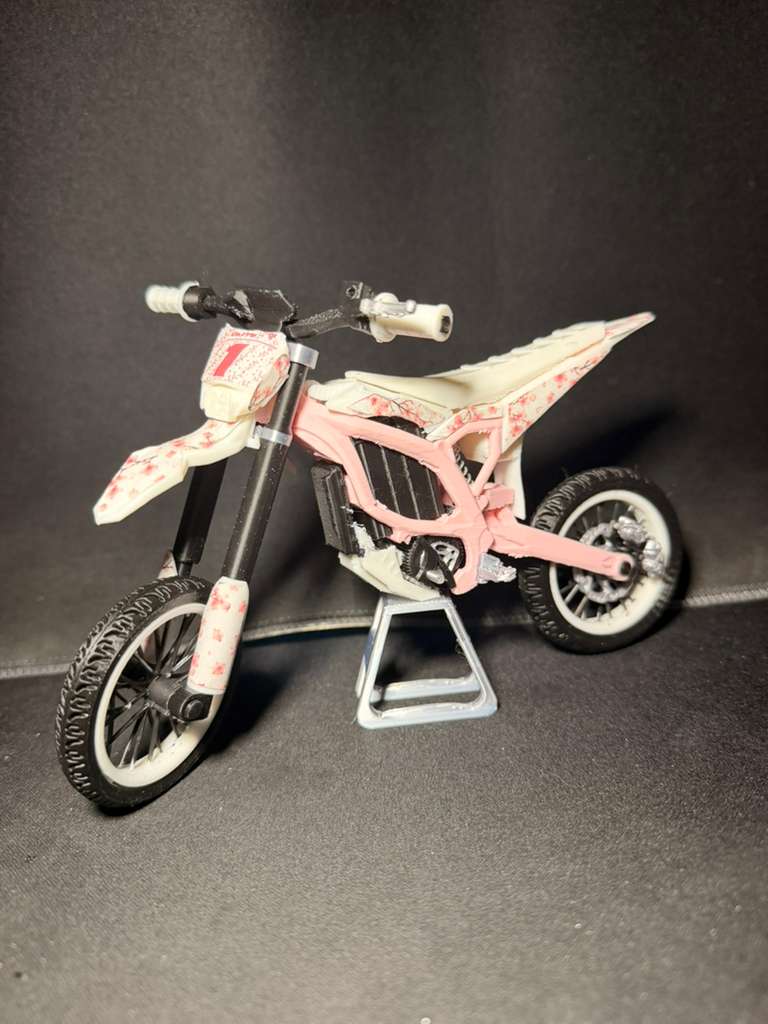 Pink Cherry Blossom Ultra bee